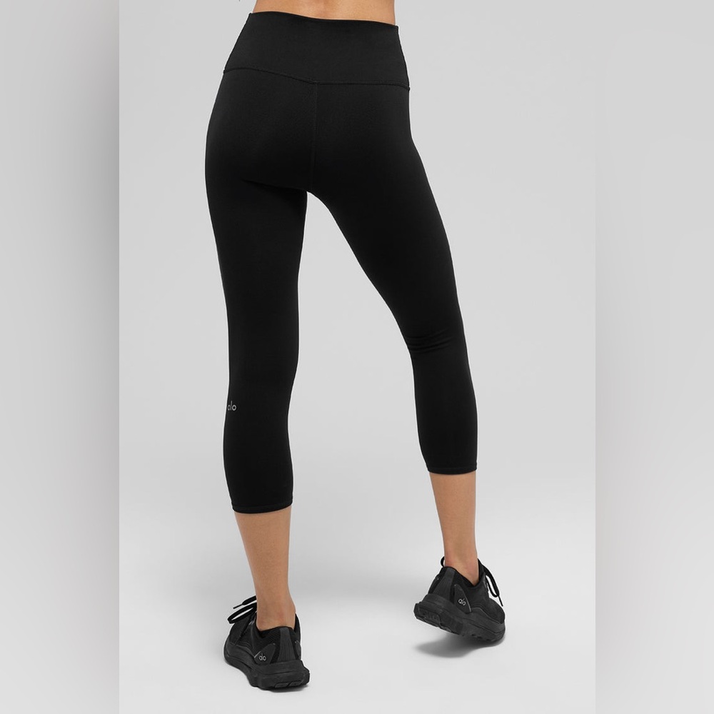 ALO high-waist airbrush capri
